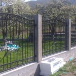 2_metalna_ograda